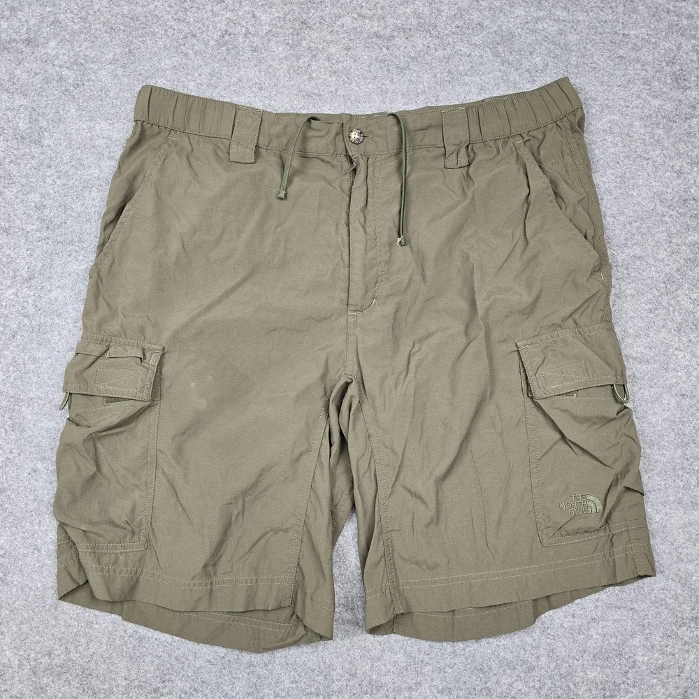 The North Face Shorts Mens Large Green Cargo Hiking Quick Dry Nylon 10 Inch